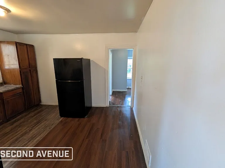 12436 S Princeton Ave — Photo 5