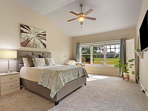 4th image of 827 Eagleton Dr