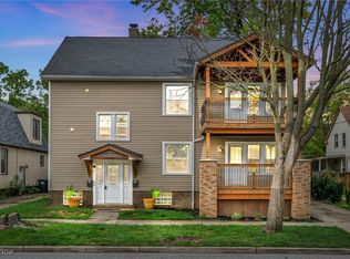 1560 Coutant Ave, Lakewood, OH