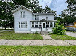 1114 Chestnut St #1, Muskegon, MI 49442