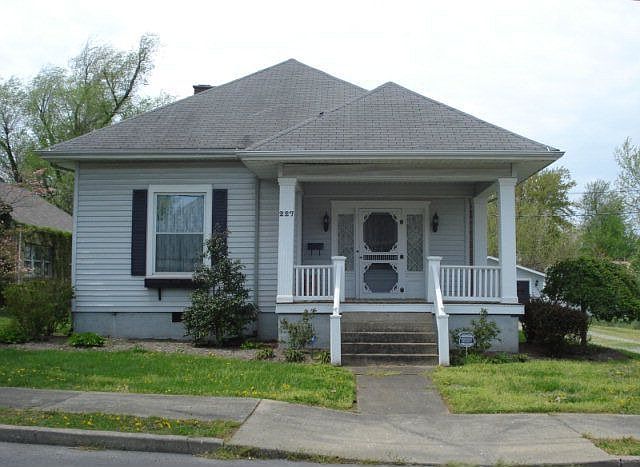 1st image of 227 S Scott St