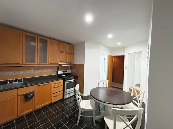 318 71st Street image 2 of 15