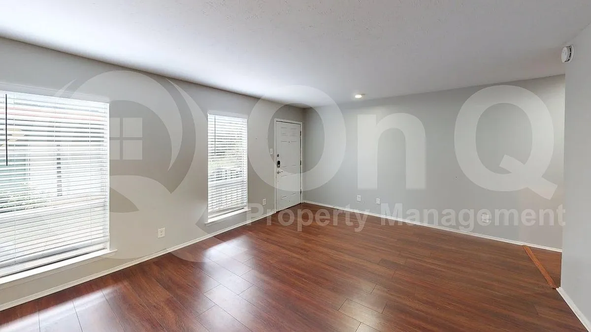 2 bed, 3.0 bath, 1500 sqft, $1,450 — Photo 4