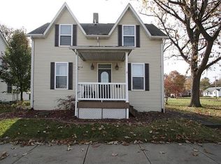 1408 Broadway, Highland, IL