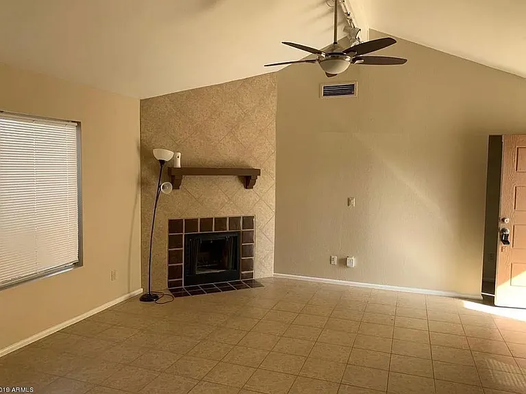 5426 W Eugie Ave — Photo 5