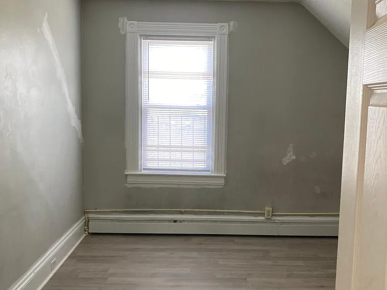 19 Beech St #3 — Photo 7