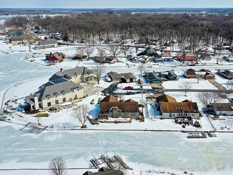1st image of 68900 Island Dr