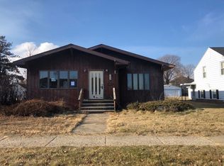 1616 S Pennsylvania Ave, Mason City, IA 50401
