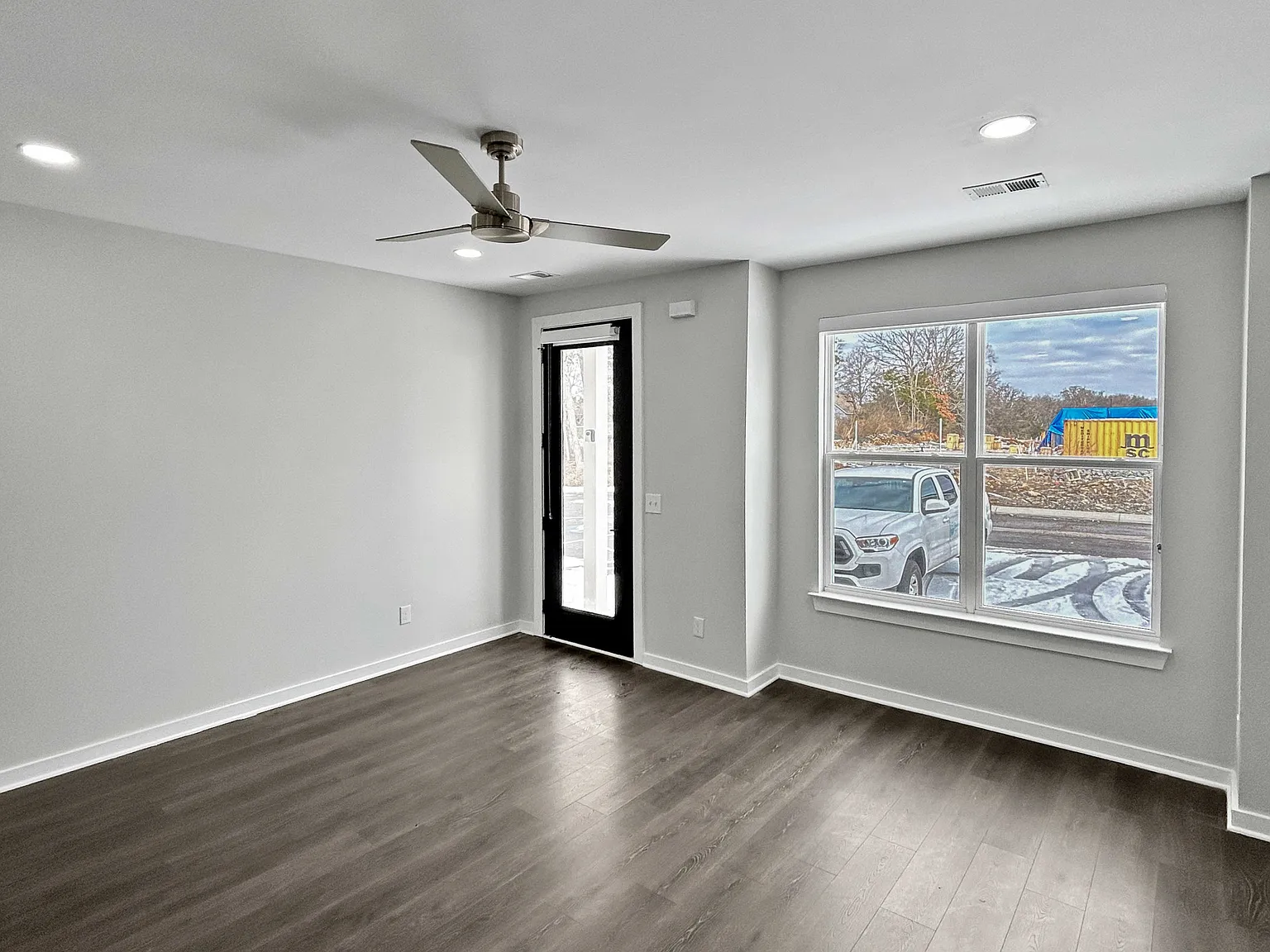 2 bed, 2.5 bath, 1219 sqft, $1,525 — Photo 3