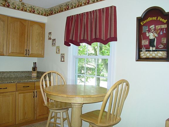 3rd image of 6611 Deer Gap Ct