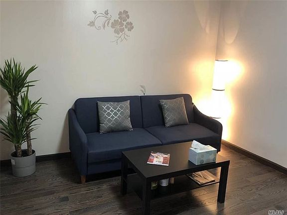 4th image of 292A McGuinness Blvd #1