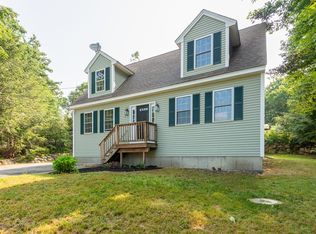14 Spruce Dr, Ashburnham, MA 01430