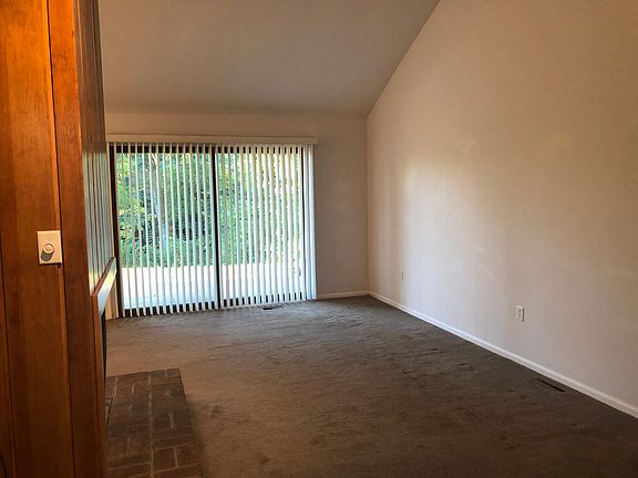 5th image of 2681 Glen Arbor Ter