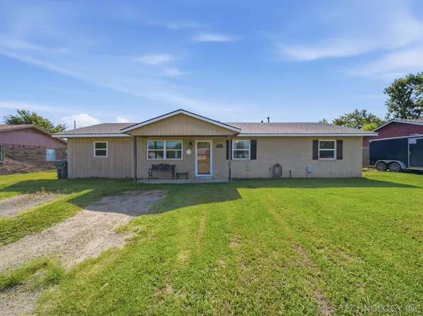 111 S 6th St, Morris, OK 74445