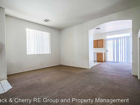 3rd image of 1004 Sweeping Vine Ave