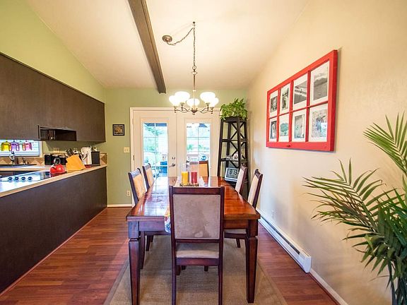 4th image of 2110 Oriole Dr