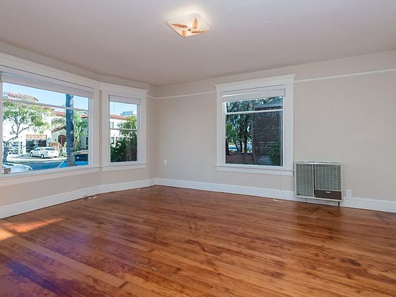 5th image of 3616 4th Ave