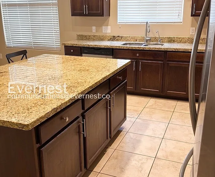 9014 W Rolling Springs Dr — Photo 10