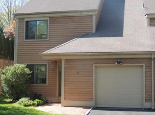 5 Bayberry Close, Rye Brook, NY 10573