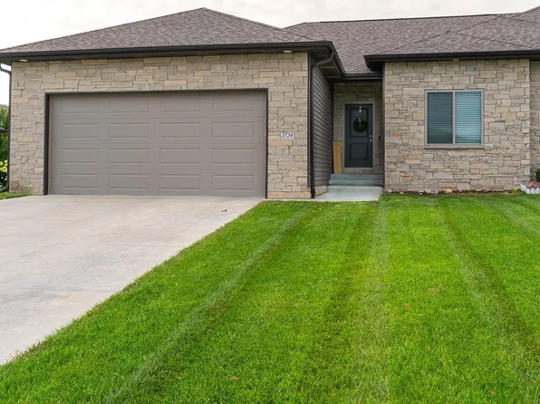 3734 Broadbear Rd, Lincoln, NE 68516