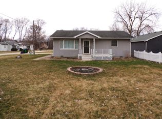 318 W Cermak Rd, Braidwood, IL 60408