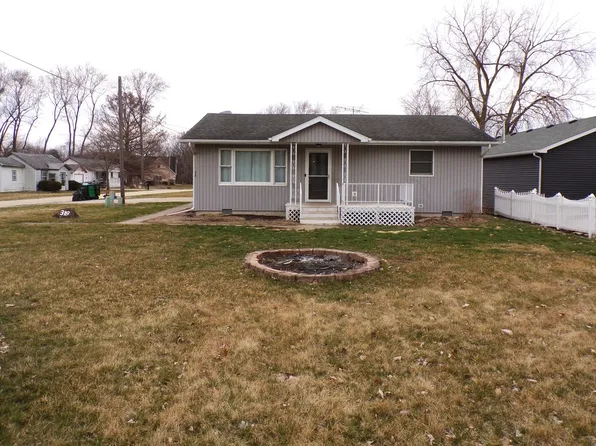 318 W Cermak Rd, Braidwood, IL 60408