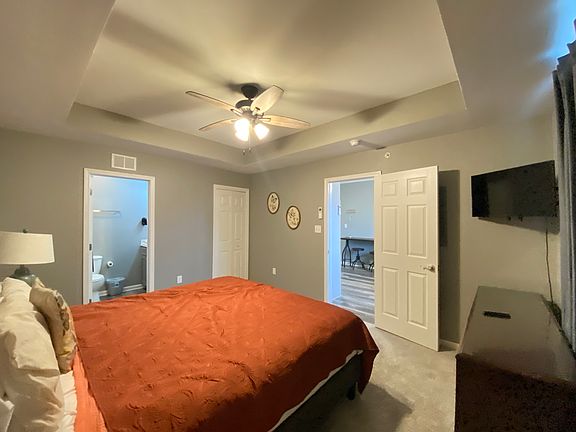 5th image of 1214 W 6th St #16