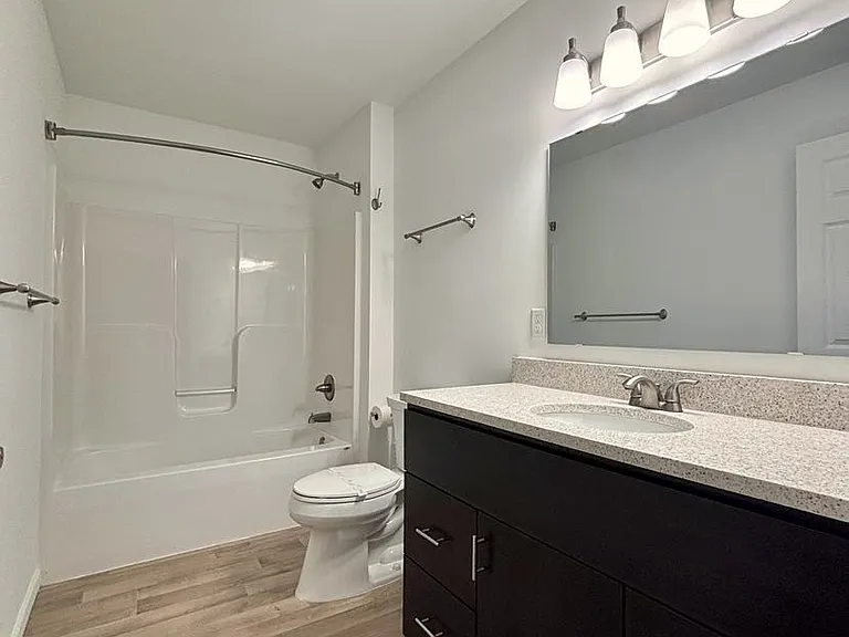 407 Gethings Cir #407 — Photo 15