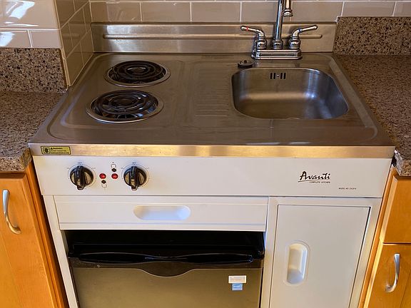 5th image of 887 Bush St APT 302