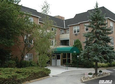 1st image of 570 Broadway #213