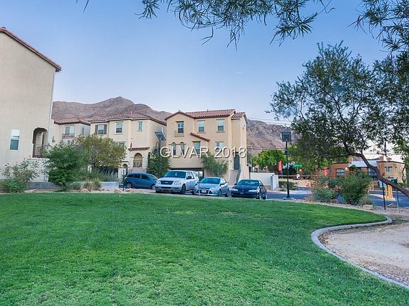 3rd image of 7007 Canary Ivy Way