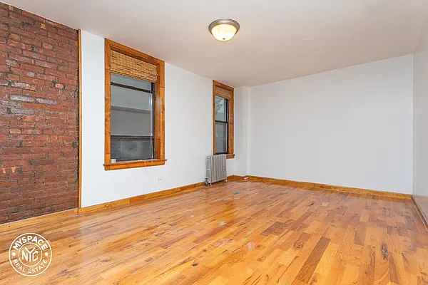 Rented by MySpaceNYC | media 20