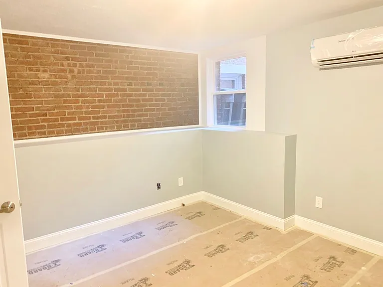 176 Kelton St #B — Photo 5
