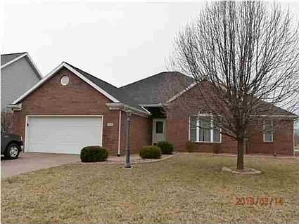 1st image of 4865 Lincoln Pointe Dr