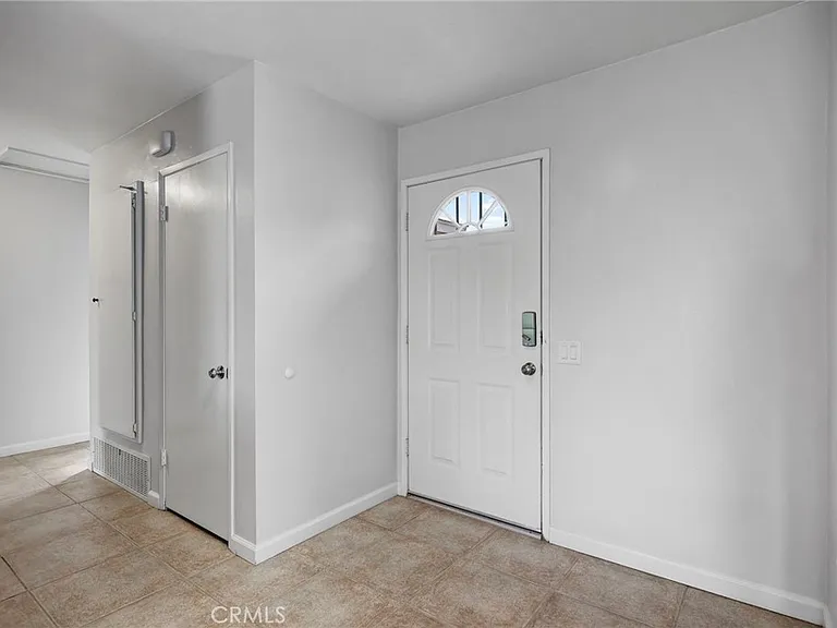 43744 Virginia Ave #43744 — Photo 9