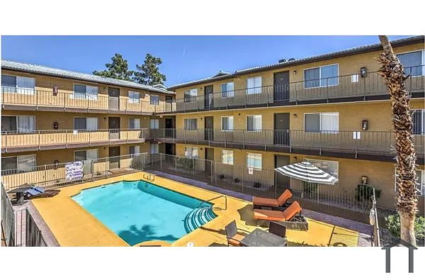 Building Photo - 1225 E Hacienda Ave