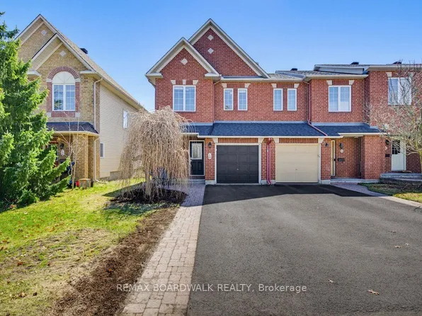 10 Valemont St, Ottawa, ON K2G 6Y1
