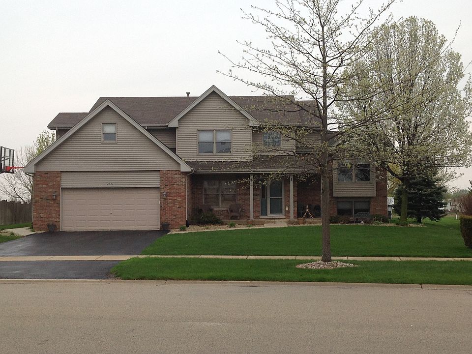 1st image of 2551 Molly Ct