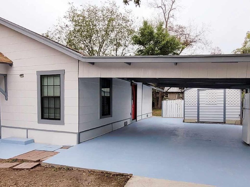 1st image of 411 N CHUPADERAS ST