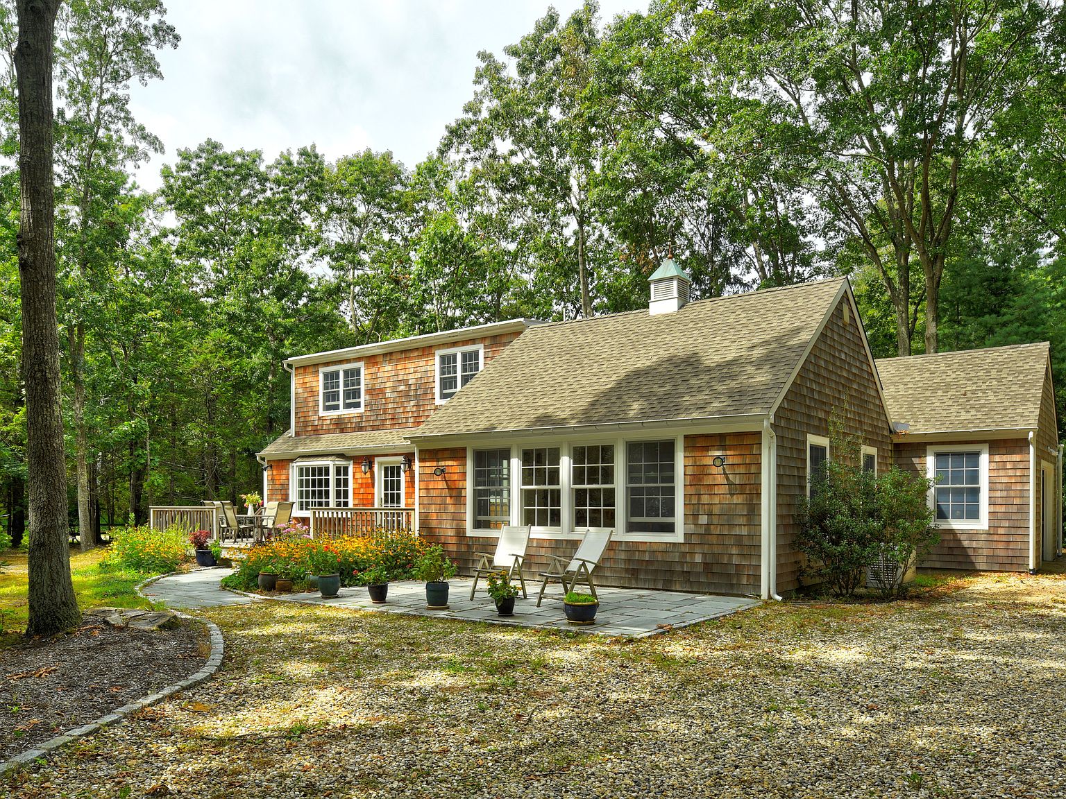 429 Sagg Rd, Sagaponack, NY 11962 | Zillow