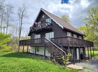 28 Railroad St, Freeville, NY 13068