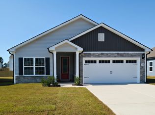 136 Commons View Drive, Hampstead, NC 28443