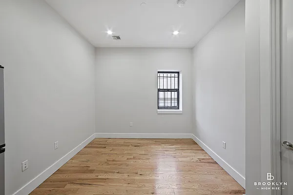 Rented by Brooklyn High Rise LLC | media 24