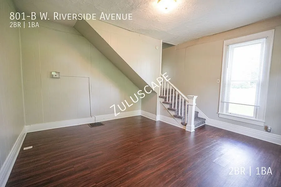 Free 1st Month Rent!.....801 W. Riverside Unit B / 2 Bedroom 1 Bath In Muncie Indiana Near Ball S... — Photo 3