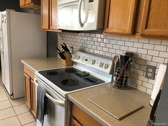 5th image of 2225 Buchtel Boulevard #606
