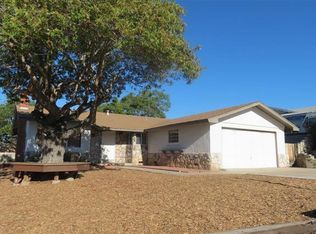 460 Durian St, Vista, CA 92083
