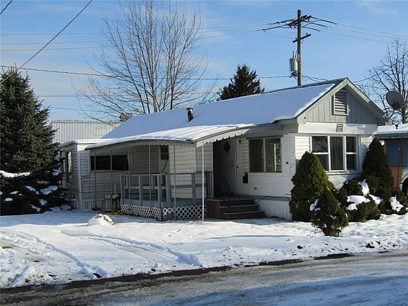3rd image of 304 E Elmwood 65 30 20 26 21 17 8 And #9