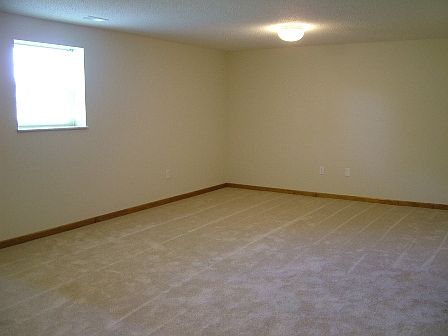 4th image of 123 Remington Ct