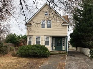 110 Franklin St, Northport, NY 11768