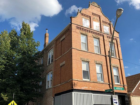 2nd image of 3227 S Aberdeen St #91cycxzhz